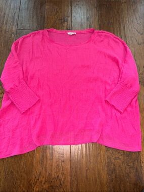 eesome Vibrant Pink Lightweight Scoop Neck Tunic